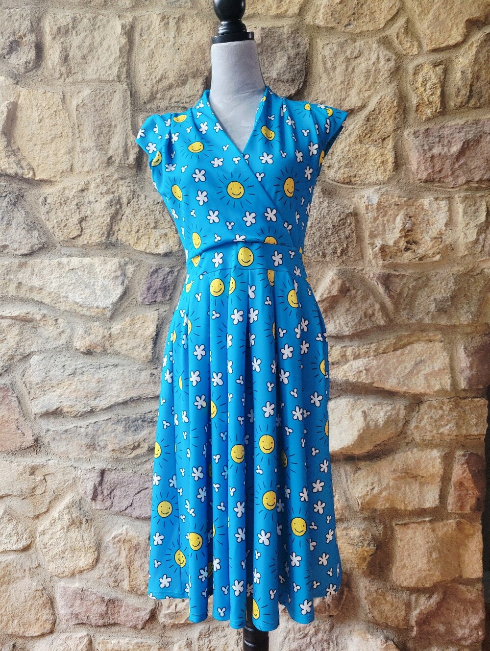 Lady Vintage London Eva dress in happy sun and clouds print